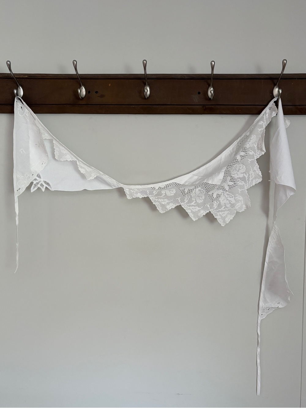 White Vintage Lace Bunting Garland 8 feet long